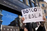 Kerugian Terbesar Tahun Ini Jadikan Tesla Perusahaan Raksasa Berkinerja Terburuk