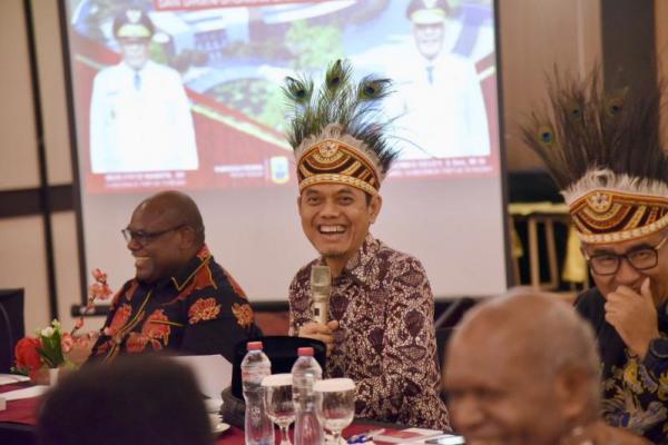 Kunjungi Timika, Komisi II Berkomitmen Kawal Otsus Papua