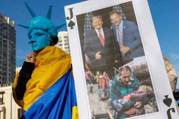 Tekanan kepada Trump Meningkat karena Enggan Jatuhkan Sanksi pada Rusia