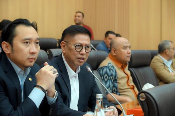 Legislator Puji Program Penanganan Sampah KLH