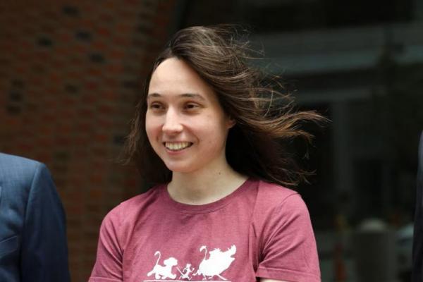 Tunggu Sidang Penyelundupan, Ilmuwan Rusia di Harvard Dibebaskan dengan Jaminan