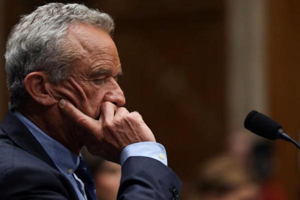 Menteri Kesehatan dan Layanan Kemanusiaan AS Robert F. Kennedy Jr. menghadiri sidang di Capitol Hill di Washington, AS, 14 Mei 2025. REUTERS 