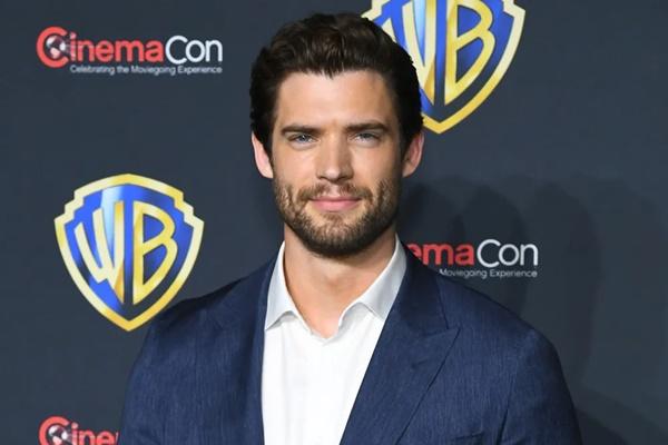 Sederet Fakta Tentang Bintang Superman David Corenswet yang Tampan. (FOTO: GETTY IMAGE) 
