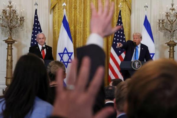 Persiapan AS untuk Menyerang Iran Lebih Luas daripada yang Diakui Trump