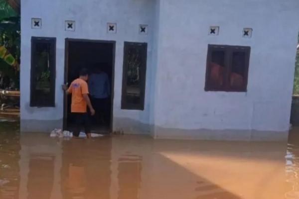 Kemensos Kirim Bantuan Logistik Korban Banjir di Parigi Moutong