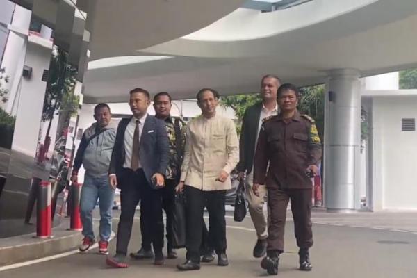 Eks Mendikbudristek Nadiem Makarim bersasa Gedung Bundar Kejaksaan Agung (Foto: Dok. Jurnas.com)  