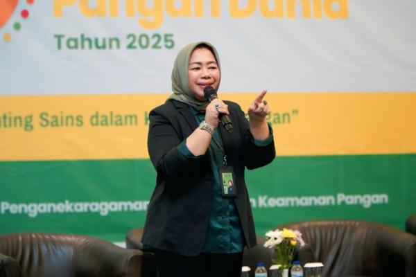 Direktur Penganekaragaman dan Konsumsi Pangan Badan Pangan Nasional/National Food Agency (NFA), Rinna Syawal dalam Talkshow Peringatan Hari Keamanan Pangan Dunia tahun 2025, yang digelar di IPB International Convention Center, pada Selasa (24/6/2025). (foto:NFA) 