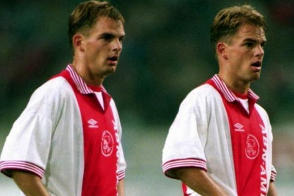 Frank de Boer dan Ronald de Boer saat masih berseragam klub Ajax di Belanda (Foto: Transfermarkt) 