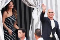 Lauren Sanchez Tampil Memukau dengan Busana Klasik Alexander McQueen untuk Rehearsal Dinner