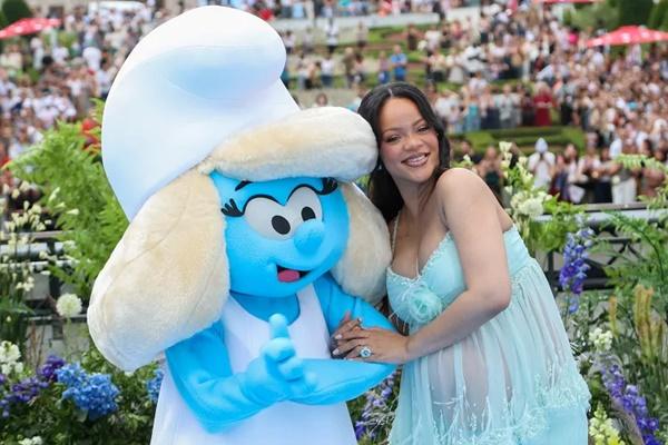 Rihanna di pemutaran perdana dunia `Smurfs` di Brussels pada 28 Juni 2025. (FOTO: GETTY IMAGE) 