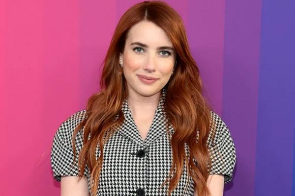 Emma Roberts menghadiri Brooklyn Artists Ball 2025 yang diselenggarakan oleh Dior di Brooklyn Museum pada tanggal 29 April 2025 di Brooklyn, New York. (FOTO: GETTY IMAGE) 