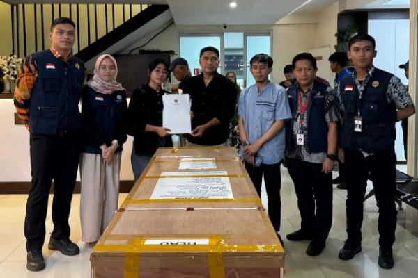 Proses pemulangan awak kapal yang terlantar di luar negeri. Foto: hubla/katakini 