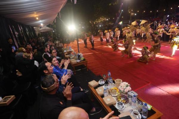 Wakil Ketua MPR RI dari Partai Demokrat, Edhie Baskoro Yudhoyono (Ibas) menghadiri Festival Ronthek Pacitan 2025 (Foto: Humas MPR) 