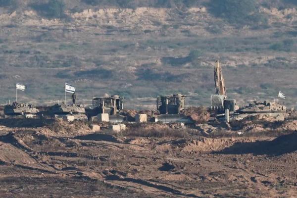 Setidaknya lima tentara Israel tewas, beberapa lainnya terluka dalam serangan di Gaza utara. (FOTO: REUTERS) 