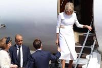 Kunjungan Kerajaan, Presiden Prancis Emmanuel Macron dan Brigitte Alami Momen Canggung di Pesawat