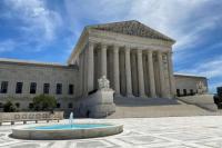 Tampilan umum gedung Mahkamah Agung AS di Washington, AS, 1 Juni 2024. REUTERS