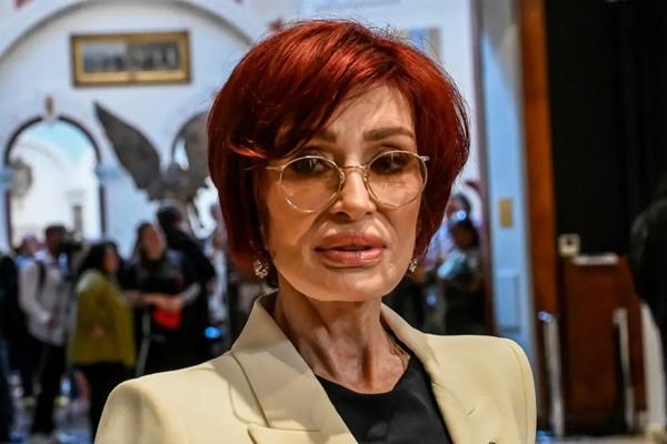 Penggemar Tebak Band Mana yang Dicoret Sharon Osbourne di Konser Terakhir Ozzy Osbourne dan Black Sabbath. (FOTO: SWNS) 