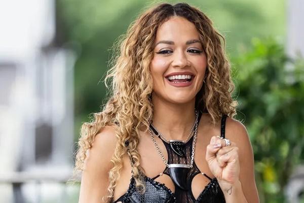 Rilis Lagu Dansa Seksi Baru `Heat`, Rita Ora tak Bisa Menahan Diri. (FOTO: GETTY IMAGE) 