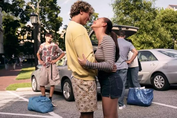 Serial drama romantis The Summer I Turned Pretty yang dibintangi Lola Tung dan Gavin Casalegno. (FOTO: PRIME VIDEO) 