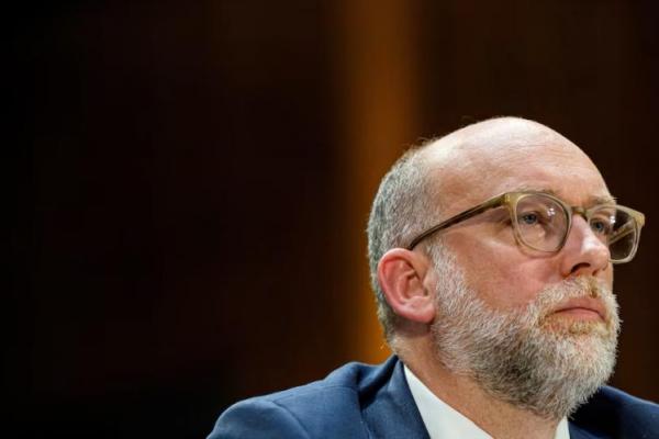 Direktur Kantor Manajemen dan Anggaran Russell T. Vought memberikan kesaksian di hadapan Komite Alokasi Anggaran Senat AS di Capitol Hill di Washington, AS, 25 Juni 2025. REUTERS 