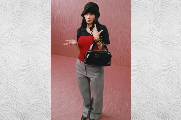 Kylie Jenner untuk kampanye Miu Miu musim gugur/dingin 2025. (FOTO: MIU MIU) 