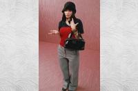 Kylie Jenner Lanjutkan Gaya Fashionnya Bintangi Kampanye Terbaru Miu Miu