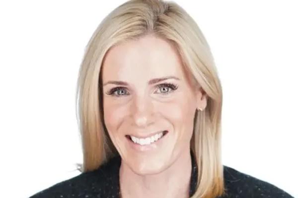 Skandal Kamera Ciuman Coldplay, Kepala SDM Kristin Cabot Mundur dari Astronomer. (FOTO: LINKEDIN)  