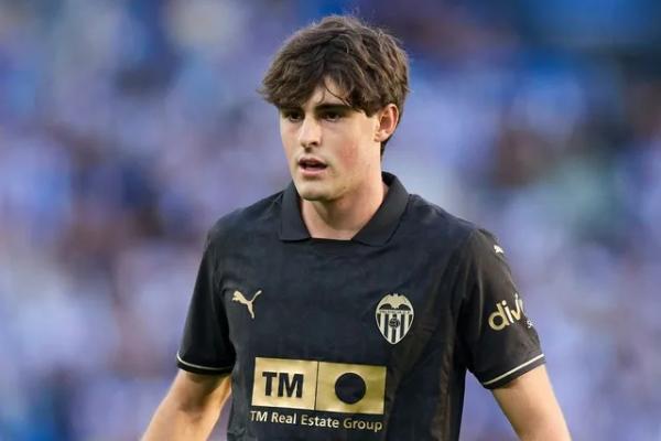 Gelandang muda Valencia, Javi Guerra (Foto: Sportsmole) 