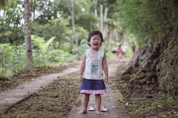 Ilustrasi anak menangis (Foto: Unsplash/Arwan Sutanto) 