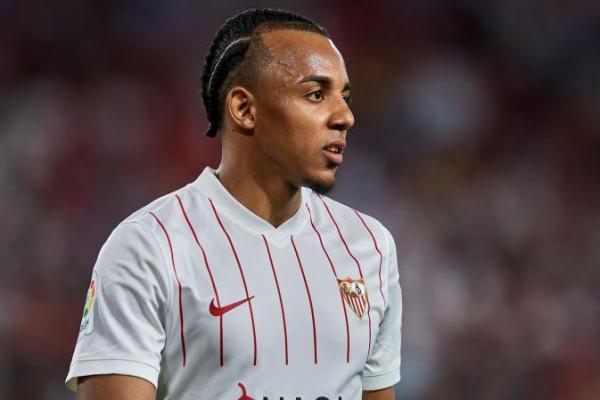 Bek kanan Barcelona, Jules Kounde (Foto: Sky Sports) 