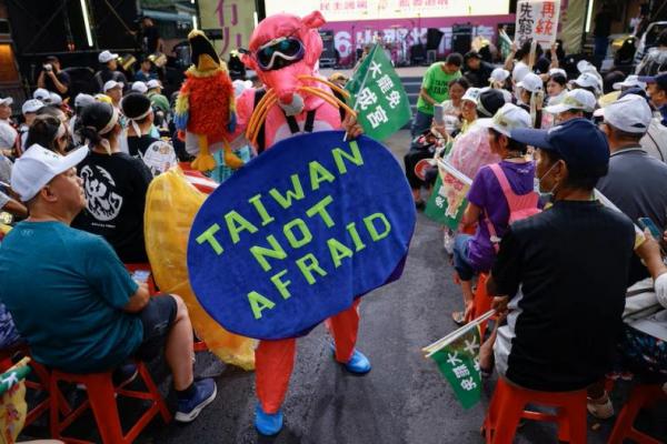Pendukung gerakan penarikan kembali berkumpul di Taipei, Taiwan, 19 Juli 2025. REUTERS 