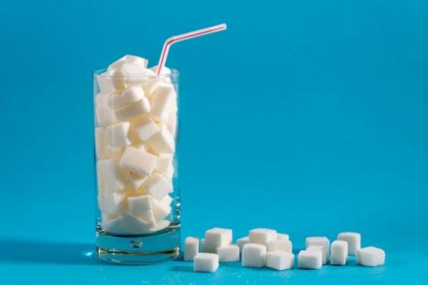 Ilustrasi - minuman manis (Foto: Getty Images/Istockphoto) 