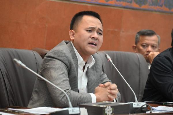 Anggota Komisi VI DPR RI Mufti Anam (Foto: Emedia DPR) 