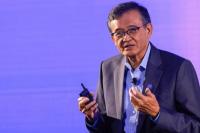 CEO Intel Lip-Bu Tan berpidato di atas panggung di Taipei, Taiwan, 19 Mei 2025. REUTERS
