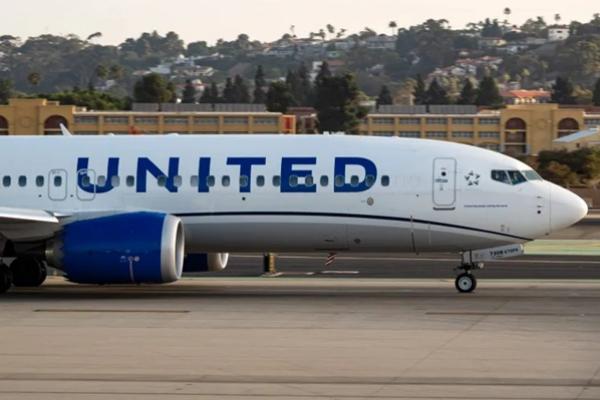 United Airlines Batalkan Penerbangan di Seluruh AS Akibat `Gangguan Teknologi`. (FOTO: GETTY IMAGE) 