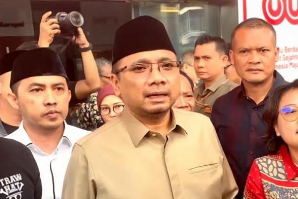 Mantan Menteri Agama (Menag) Yaqut Cholil Qoumas usai diperiksa KPK dalam dugaan kasus korupsi kuota haji 2024 (Foto: Dok. Jurnas.com) 
