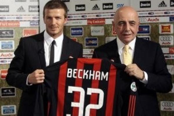 Legenda Inggris, David Beckham saat mengenakan nomor punggung 32 di AC Milan (Foto: detiksport) 