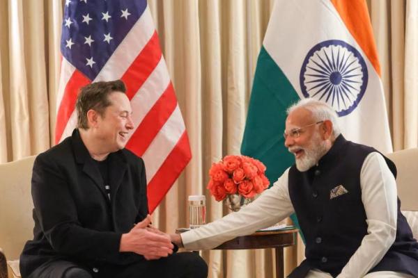 Perdana Menteri India Narendra Modi bertemu Elon Musk di Washington, AS, 13 Februari 2025. Biro Informasi Pers India via REUTERS 