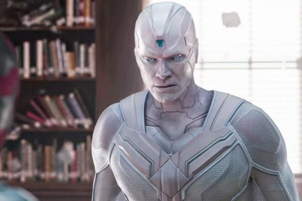 White Vision yang diperankan Paul Bettany di film WandaVision. (FOTO: MARVEL STUDIOS) 