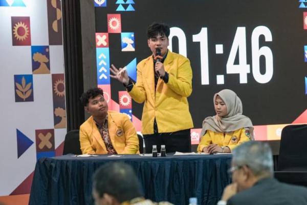 Babak Final Innovilleague: Liga Pemberdayaan Masyarakat Desa 2025 di Universitas Negeri Surabaya (Foto: Ist) 