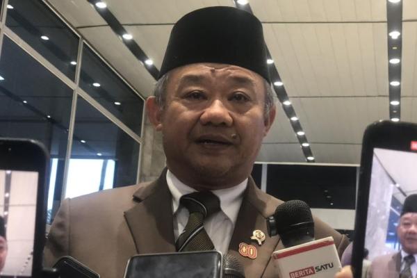 Menteri Pendidikan Dasar dan Menengah (Mendikdasmen) Abdul Mu`ti saat ditemui usai rapat tahunan MPR 2025 di Komplek Parlemen, Senayan (Foto: Habib/Katakini.com) 