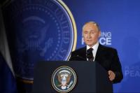 Poin Penting Pernyataan Putin Usai Pertemuan Puncak dengan Trump