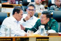 Kepala Badan Pangan Nasional/National Food Agency (NFA) Arief Prasetyo Adi bersama Menteri Pertanian Andi Amran Sulaiman dan Wakil Menteri Pertanian Sudaryono dalam RDP dengan Komisi IV DPR di Jakarta, Kamis (21/8/2025).(foto:NFA)