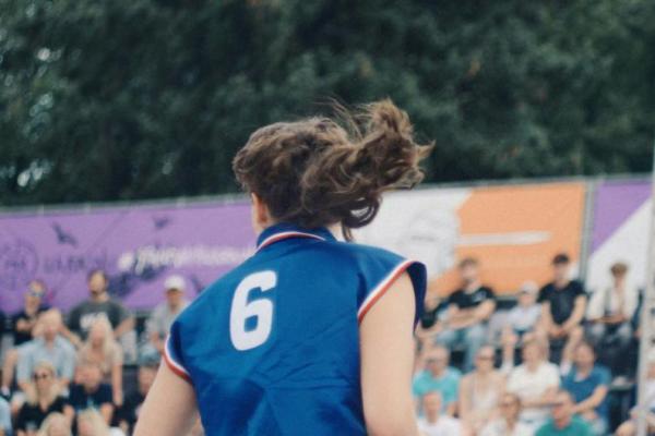 Ilustrasi pemain basket wanita tercantik (Foto: Unsplash/Olegs Jonins) 