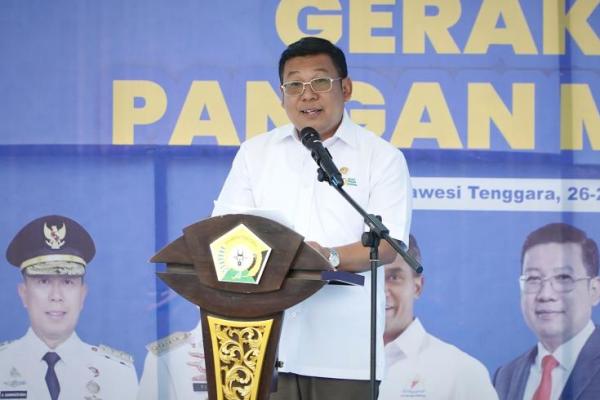 Kepala Badan Pangan Nasional/National Food Agency (NFA)  Arief Prasetyo Adi dalam  pembukaan Gerakan Pangan Murah (GPM) di Kendari, Sulawesi Tenggara, Selasa (26//8/2025).(foto:NFA)  