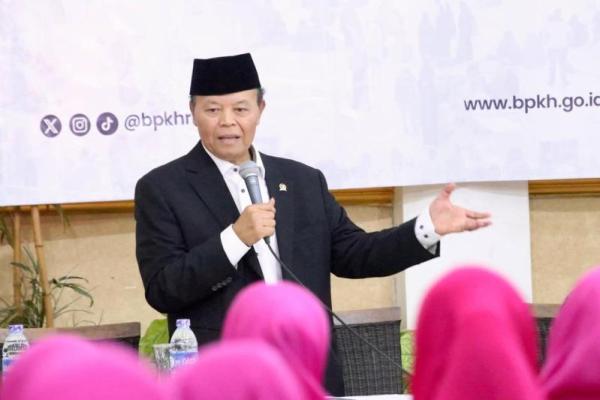 Wakil Ketua MPR RI Hidayat Nur Wahid atau HNW dalam Dialog Bisnis dan Keuangan Haji bersama BPKH dan Ikatan Guru Raudhatul Atfal (IGRA) Jakarta Selatan, Selasa (Foto: Humas MPR) 