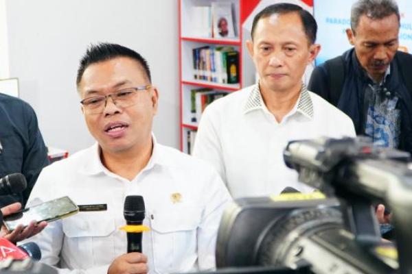 Deputi Bidang Ketersediaan dan Stabilisasi Pangan NFA I Gusti Ketut Astawa usai diskusi publik di Kantor Ombudsman, Jakarta, Selasa (26/8/2025). (foto:NFA) 