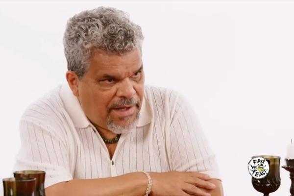 Luis Guzman pemeran Gomez, ayah Wednesday Addams di serial hit Wednesday. (FOTO: NETFLIX) 