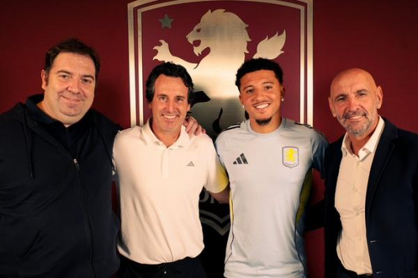 Jadon Sancho yang resmi begabung dengan Aston Villa (Foto: @AVFCOfficial) 
