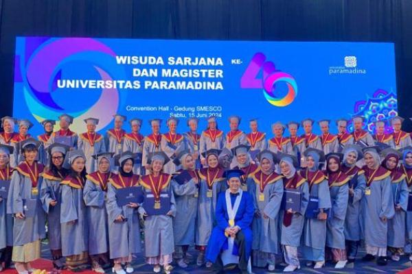 Wisuda sarjana dan magister Universitas Paramadina. Foto: dok. katakini 